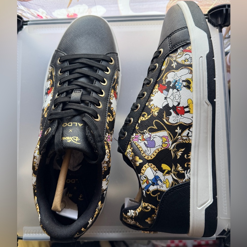ALDO Disney 100 Collaborations Men’s Sneakers 7.5 (women’s 9) NWT - Picture 2 of 10